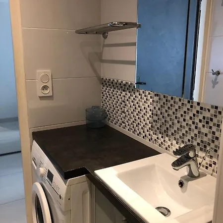 Les Pins Apartment
