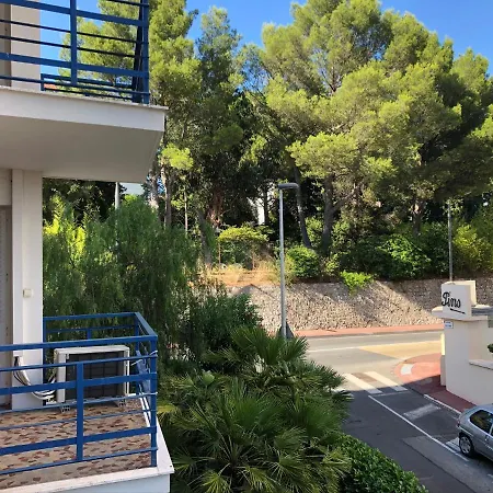 Les Pins Apartment *